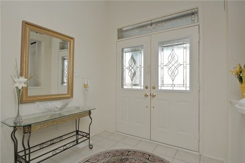 17 Mossgrove St, Markham, L6E1E8 | Image 3