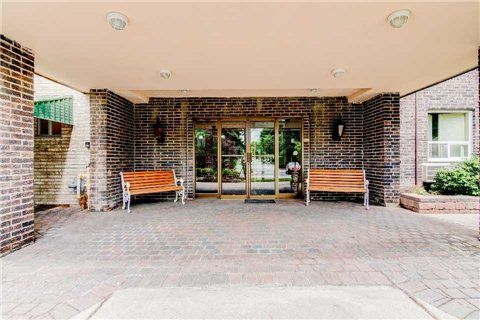 508 - 67 Richmond St, Richmond Hill, L4C 3Y3 | Image 3