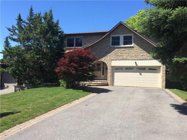 65 Manning Cres, Newmarket, L3Y6H3 | Image 2