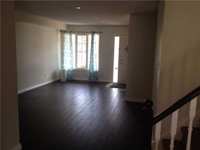 108 Nahanni Dr, Richmond Hill, L4B4L5 | Image 3