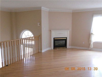 108 Leitchcroft Cres, Markham - Commerce Valley image-0-3