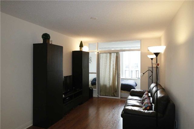 803 - 7363 Kennedy Rd, Markham, L3R1G8 | Image 2