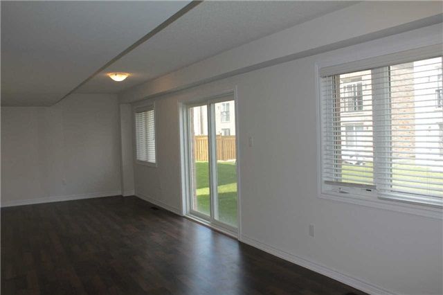 35 Hyacinth St, Markham, L6E0P4 | Image 3