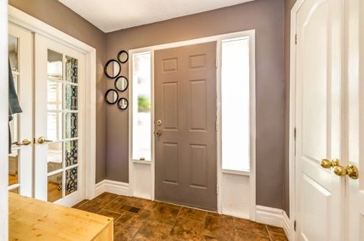 44 Rutledge Ave, Newmarket, L3Y5T4 | Image 2