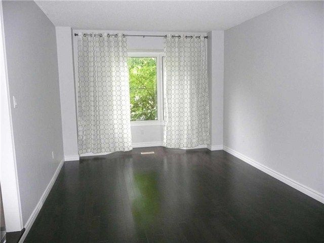 53 Conistan Rd, Markham, L3R8K6 | Image 2