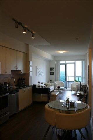 Room2