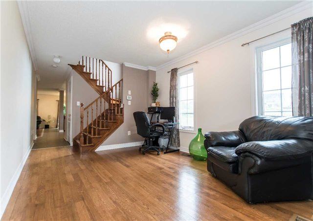 19 Joseph Todd Rd, Whitchurch-Stouffville, L4A0H8 | Image 2