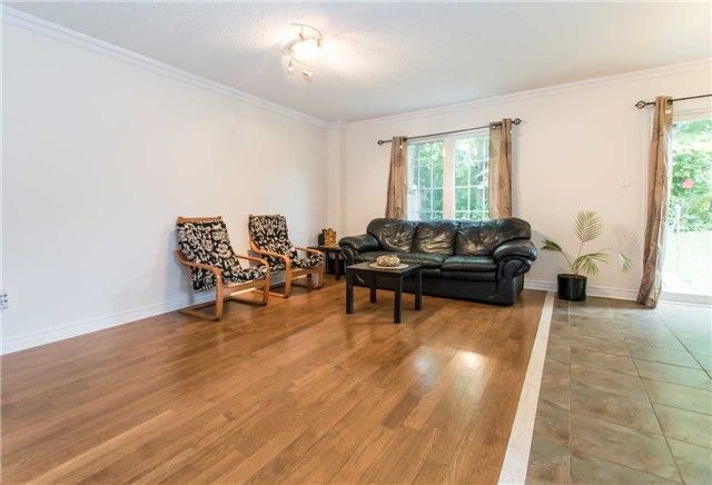 19 Joseph Todd Rd, Whitchurch-Stouffville, L4A0H8 | Image 3