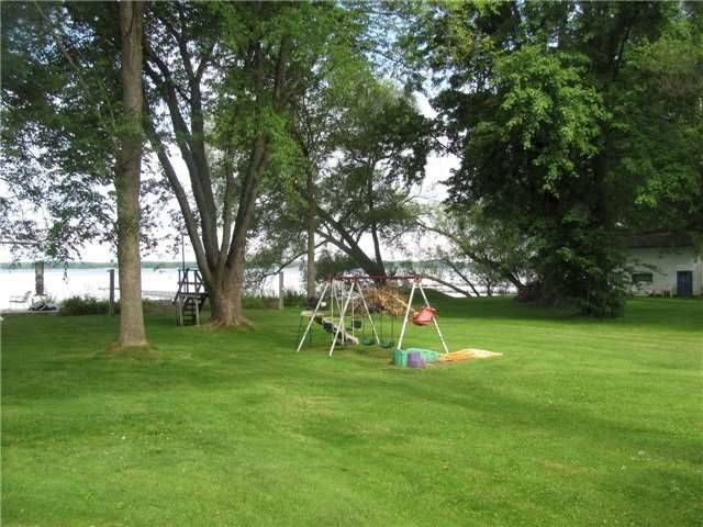 598 Duclos Point Rd, Georgina, L0E1N0 | Image 3