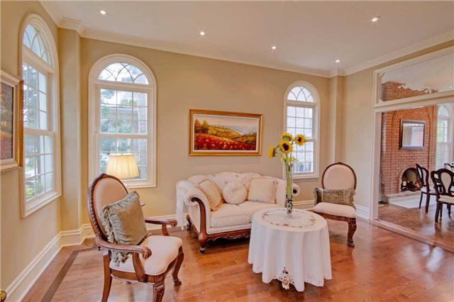 68 Regent St, Richmond Hill, L4C9C5 | Image 3