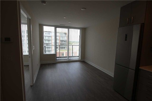 808 - 18 Uptown Dr, Markham, L3R5M8 | Image 2