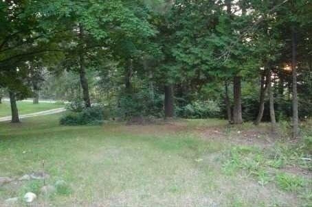 15 Glenview Heights Lane, King, L3Y4V9 | Image 2