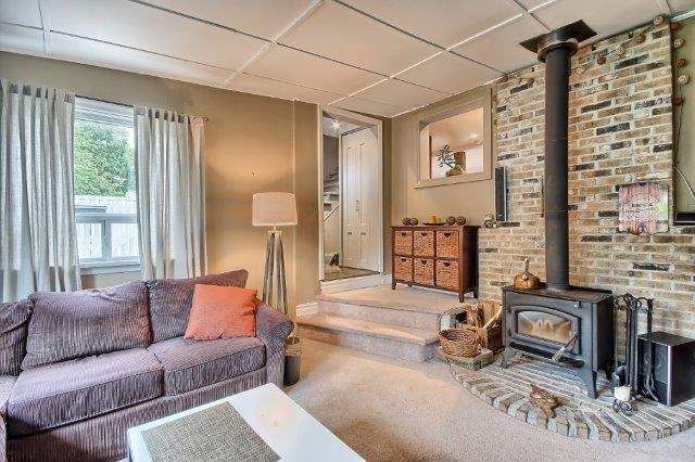 151 Richmond St, Richmond Hill, L4C3Y7 | Image 3