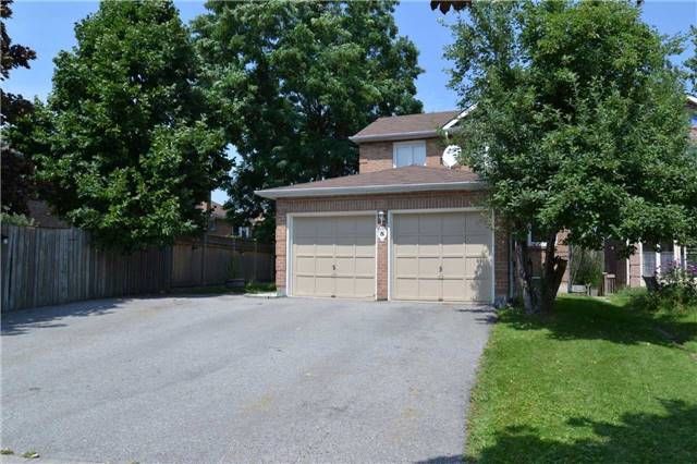 - Lower - 8 Colleen St, Vaughan, L4J5H1 | Image 2