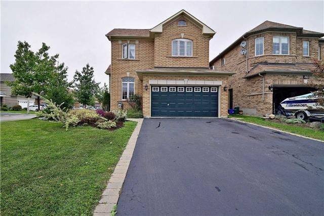 2 Adam Ernst Crt, Vaughan, L4H 2S5 | Image 2