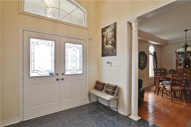 2 Adam Ernst Crt, Vaughan, L4H 2S5 | Image 3