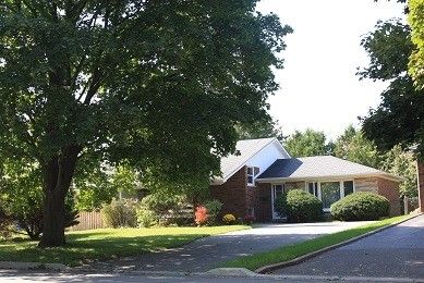 Detached House sold at 6 Valleycrest Avenue, Markham, Ontario, L3P1H7 - Bullock - MLS: N3336781