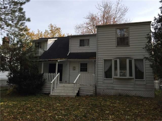 251 Richmond St, Richmond Hill, L4C3Y9 | Image 2