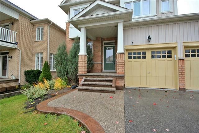 7 West Park Ave, Bradford West Gwillimbury, L3Z 0A5 | Image 2