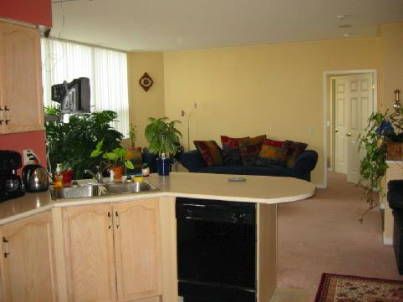 Ph06 - 7398 Yonge St, Vaughan, L4J1V8 | Image 2