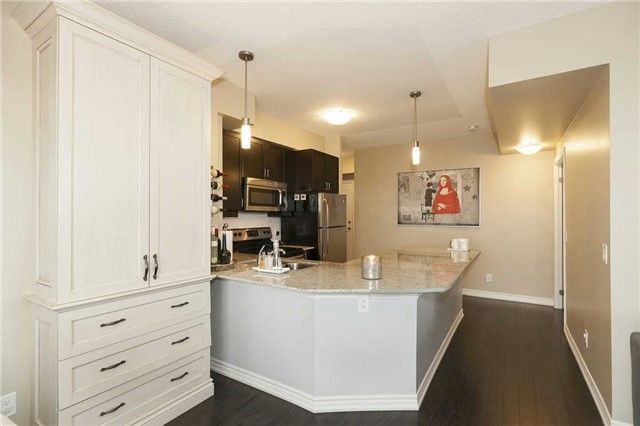 610 - 7730 Kipling Ave, Vaughan, L4L1Y9 | Image 2