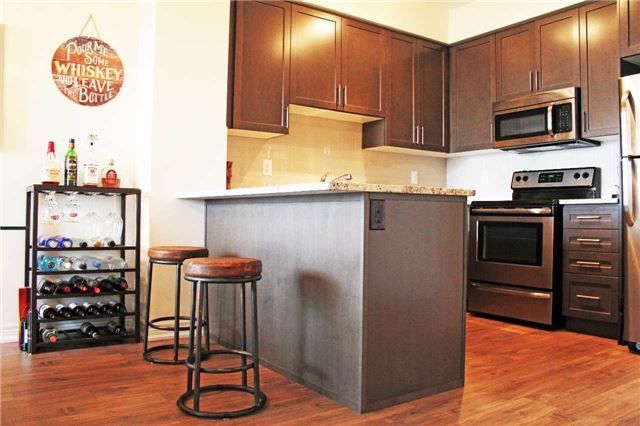 907 - 9255 Jane St, Vaughan, L6A0K1 | Image 2