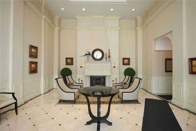 602 - 310 Red Maple Rd, Richmond Hill, L4C0T7 | Image 2