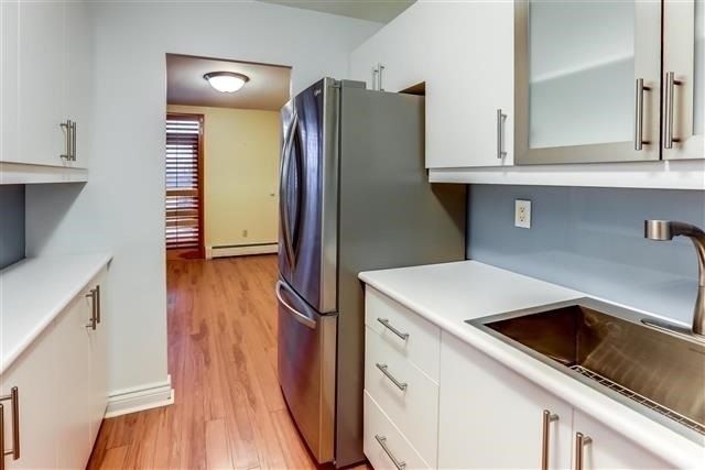 107 - 67 Richmond St, Richmond Hill, L4C3Y3 | Image 3