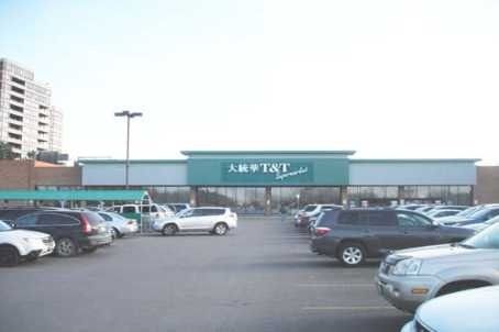 C - 9625 Yonge St, Richmond Hill, L4C5T2 | Image 3