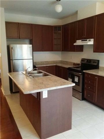 8 James Glover Dr, Markham, L6C0W1 | Image 2