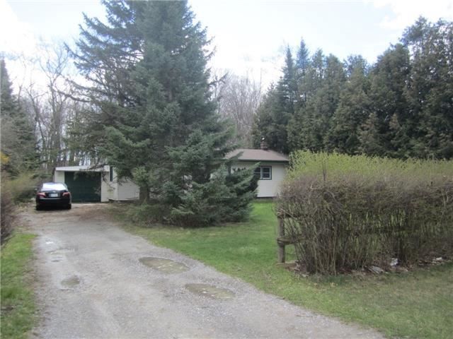 97 Park Cres, Richmond Hill, L4E3J5 | Image 2