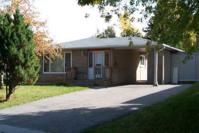 Detached House sold at 101 Orchard Heights Boulevard, Aurora, Aurora Heights, L4G2Z7 - MLS: N342556