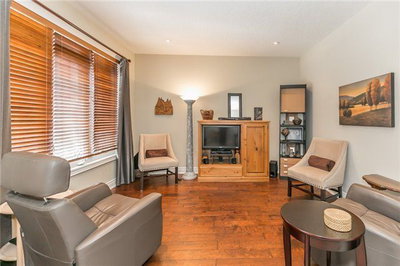 1027 Griggs Road, Innisfil, Ontario image-0-3