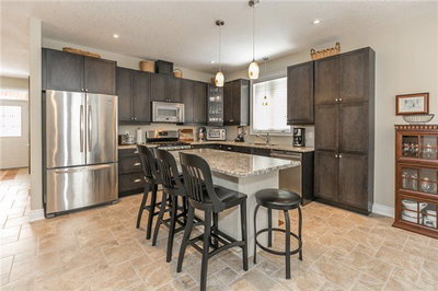 1027 Griggs Road, Innisfil, Ontario image-0-4