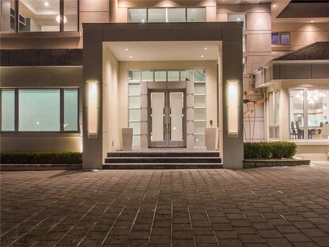 19 Maryvale Cres, Richmond Hill, L4C6P6 | Image 3