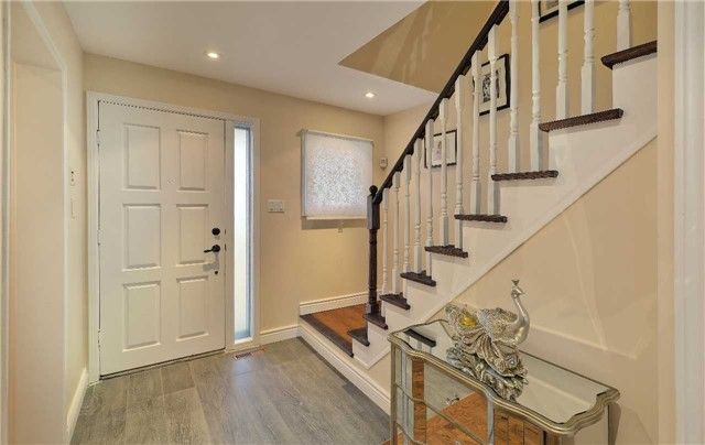 81 Waterfall Rd, Vaughan, L4L5B3 | Image 2