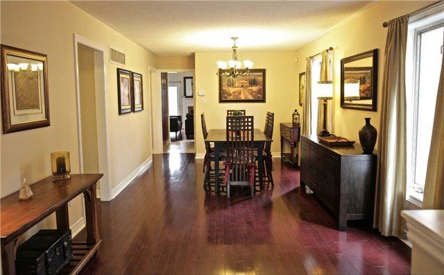 158 Roselena Dr, King, L0G1T0 | Image 3