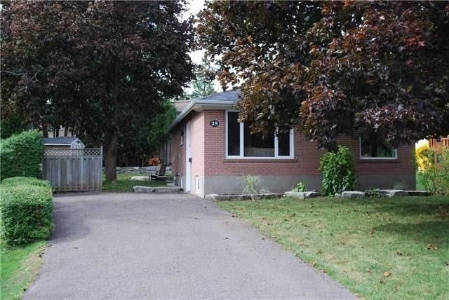 Detached House leased at Lower-25 Algonquin Crescent, Aurora, Aurora Heights, L4G3E6 - MLS: N3445786