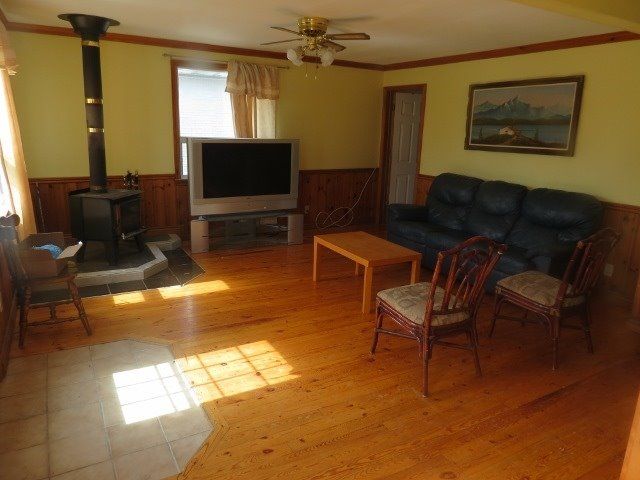 56 Sylvan Cres, Richmond Hill, L4E3A1 | Image 2