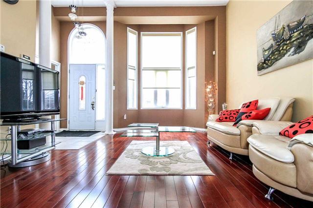 195 Shirley Dr, Richmond Hill, L4S1T3 | Image 3