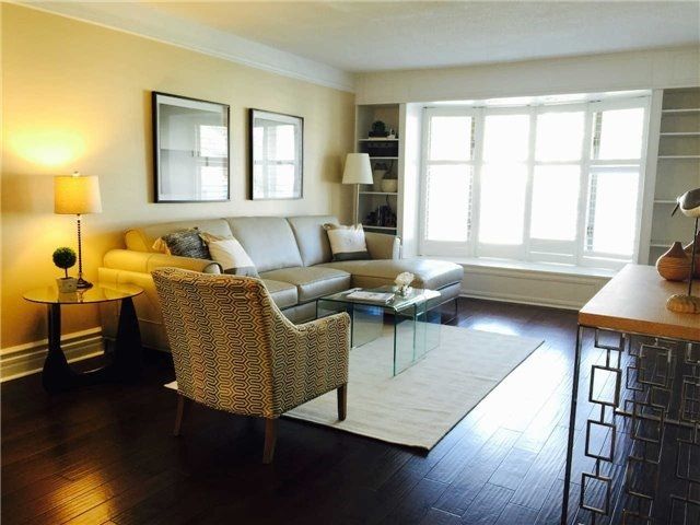 44 Rutledge Ave, Newmarket, L3Y5T4 | Image 3