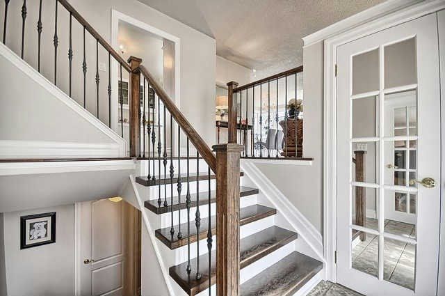 11 George St, East Gwillimbury, L0G1V0 | Image 3