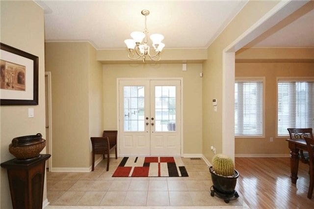 7 Stonemount Cres, Essa, L0M1B4 | Image 3