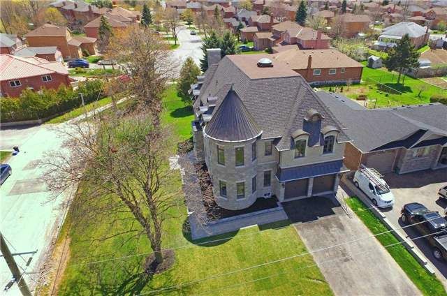 1 Lancer Dr, Vaughan, L6A1E4 | Image 3