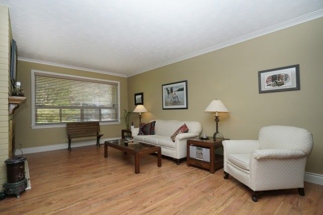 91 Lucas St, Richmond Hill, L4C4P4 | Image 3