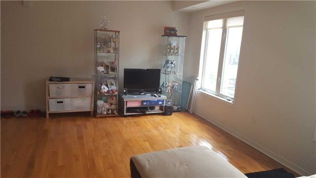 92 Louisbourg Way, Markham, L6E Oc5 | Image 2