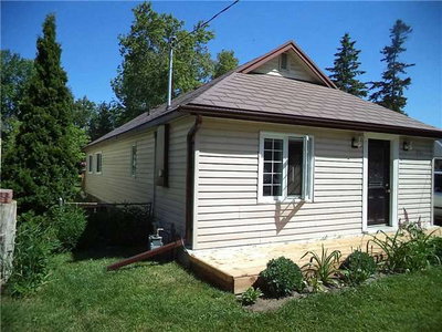 Detached House sold at 1274 Killarney Beach Road, Innisfil, Ontario, L0L1W0 - Lefroy - MLS: N3512801