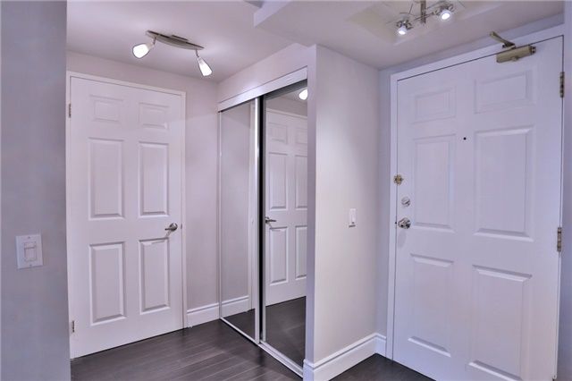 317A - 7398 Yonge St, Vaughan, L4J8J2 | Image 2