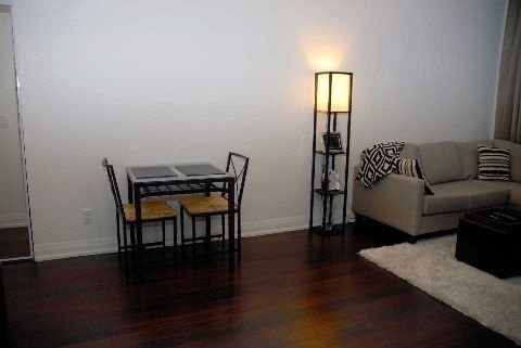105 - 75 North Park Rd, Vaughan, L4J0H8 | Image 3