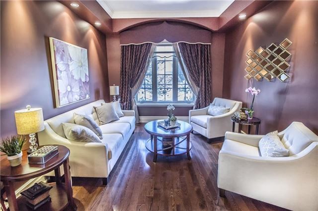 95 Naughton Dr, Richmond Hill, L4C 8B3 | Image 3